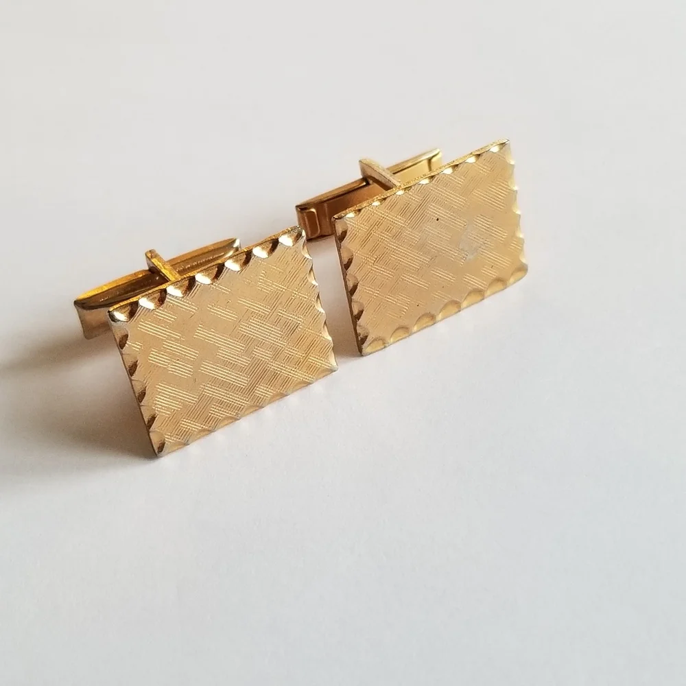 Vintage cuff links gold tone metal